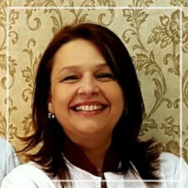 Dra Renata Carvalho Biocentro